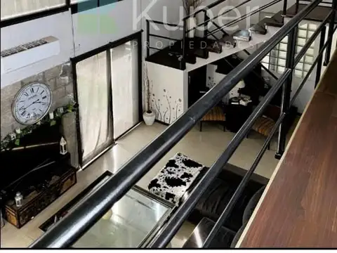 Casa 6 ambientes con 4 baños