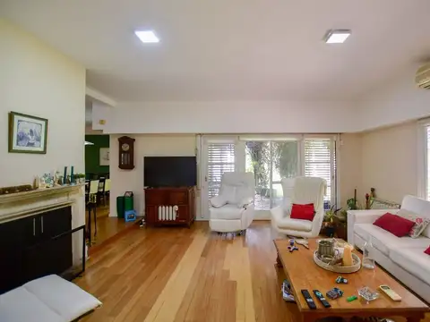 Casa en Venta en Manuel B Gonnet, USD 550.000