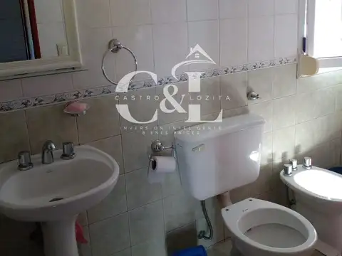 Casa   3 Dptos en Costa Azul Sur, Villa Carlos Paz