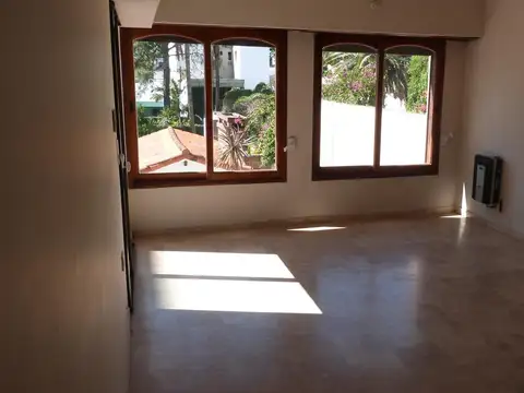 Departamento 4 ambientes con 1 baño