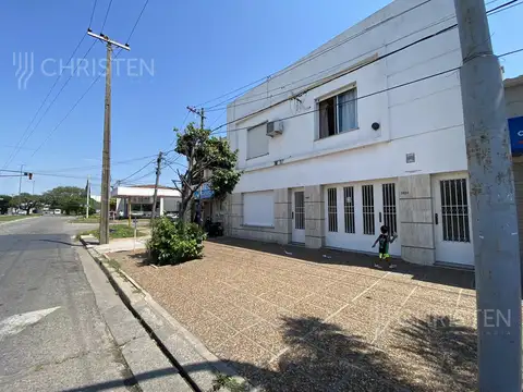 Departamento en venta, en  planta alta. 2 dormitorios + terraza + quincho