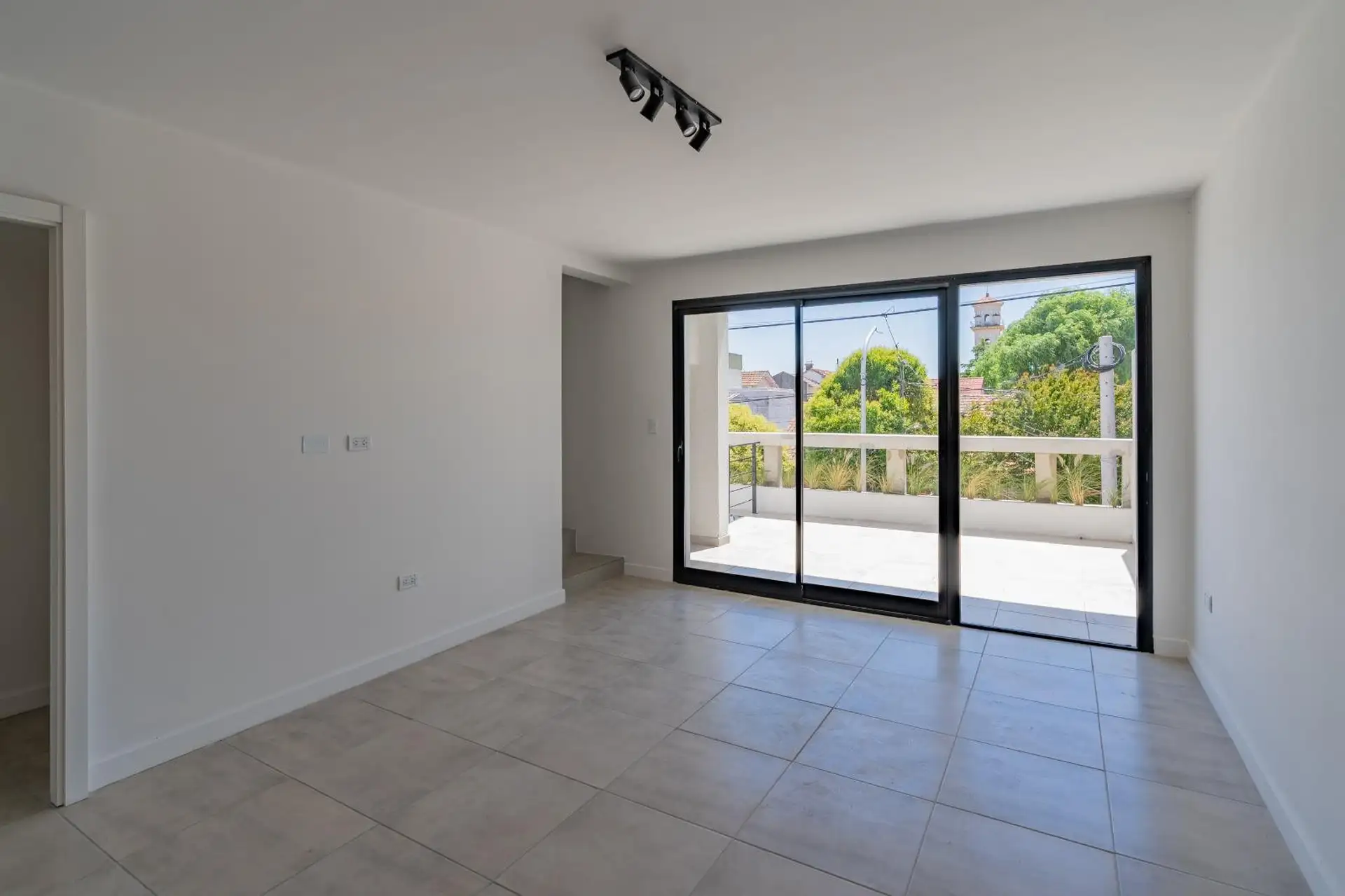 PH en Duplex en Venta San José con balcón terraza