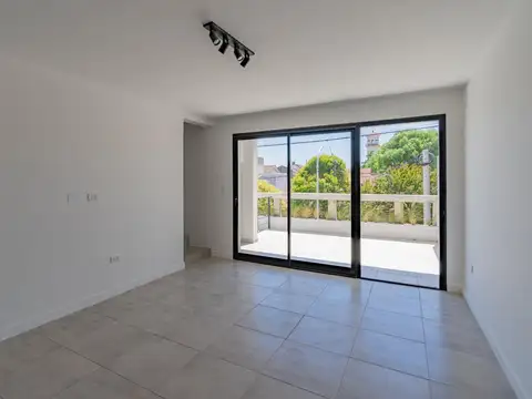 Depto Tipo Casa en Venta de Monoambiente