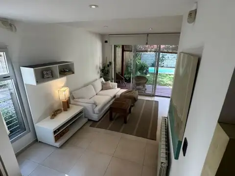 Casa - Venta - Argentina, City Bell - Calle 465 entre 21b y Camino General Belgrano 001