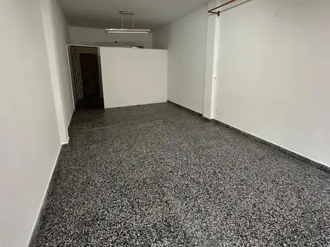 Local en Alquiler en Rafael Calzada, $ 400.000