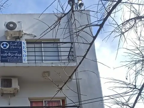 HAEDO- DEPTO. MONOAMBIENTE-AL FRENTE - APTO PROFESIONAL-A PASOS DE LA ESTACION  