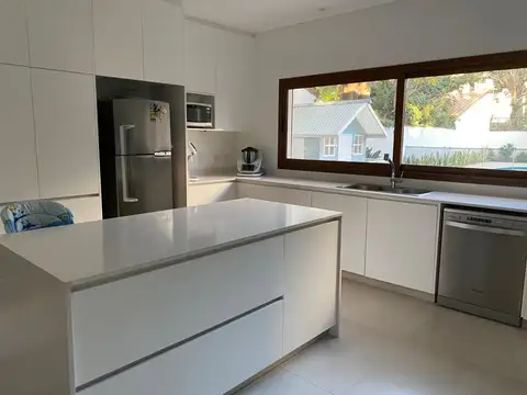 Ricardo Gutierrez 700