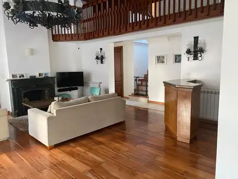 Casa en Alquiler en Olivos Quinta Presidencial, USD 4.000