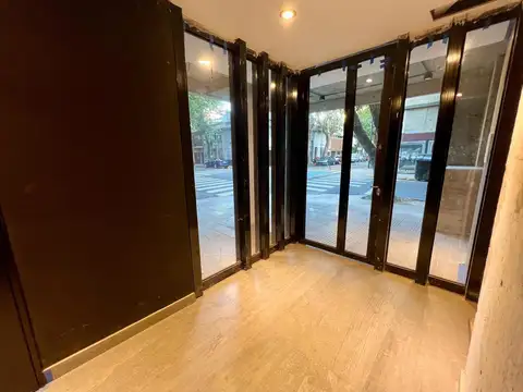 Avenida Carlos Calvo 2000, Piso 5