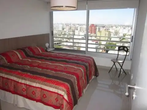 Gran ambiente en edifico Quartier - Piso alto con gran vista