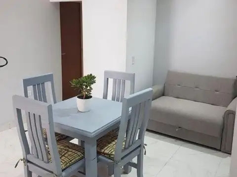 Casa 2 ambientes con 1 baño