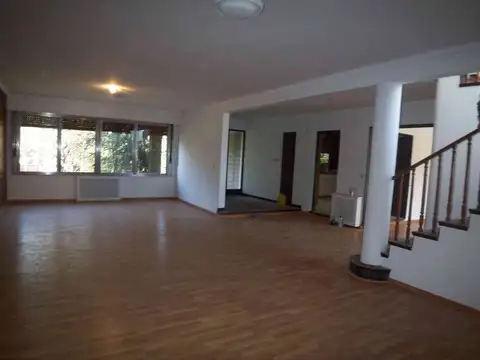 Casa en Alquiler al Sureste