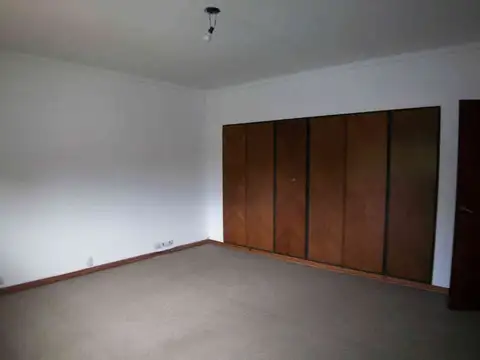 Casa en Alquiler 40 años