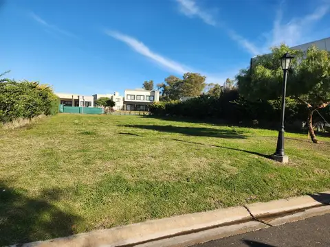 Terreno en Venta en Pilar del Este - Santa Elena, USD 62.000