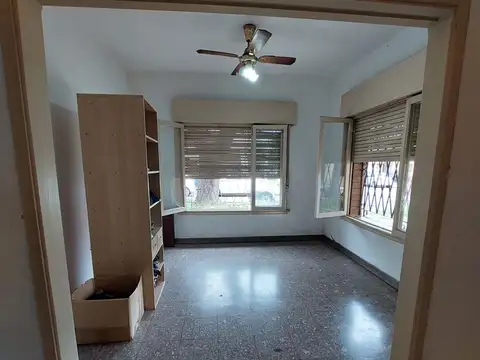 Depto Tipo Casa en Venta en Villa Lynch, USD 85.000