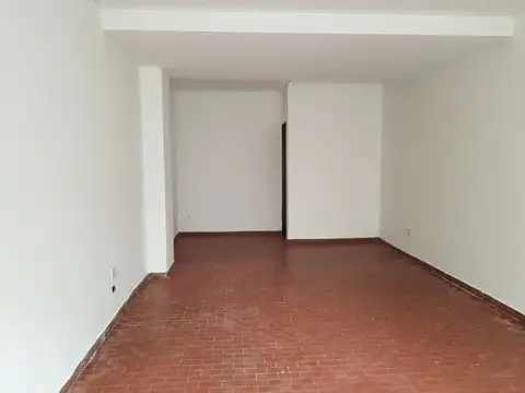 Local en Alquiler en Abasto, $ 350.000