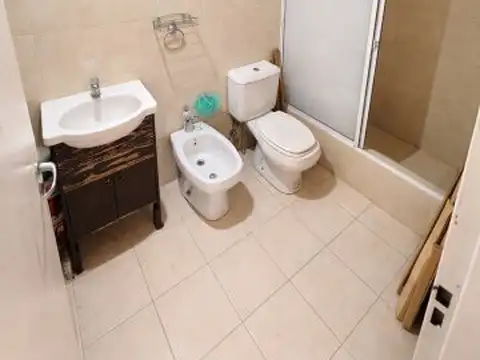VENTA. DEPARTAMENTO MONOAMBIENTE DIVIDIDO. ALMAGRO