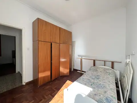 11 entre 43 y 44 500