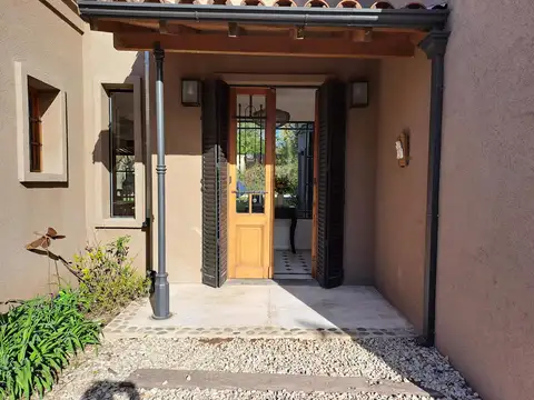 Casa en Alquiler Temporal de 4 dormitorios