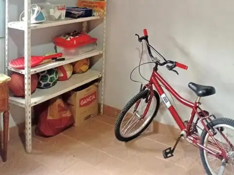 Casa 4 ambientes patio, cochera y galpón Tristán Suárez