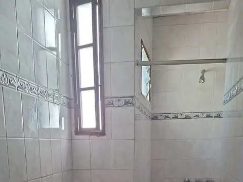 Depto Tipo Casa en Alquiler de 2 dormitorios