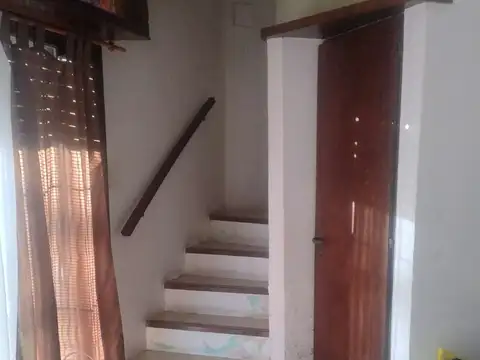 Depto Tipo Casa en Alquiler de 3 ambientes