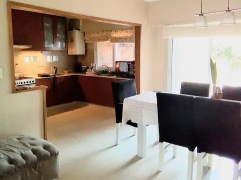 Venta Casa 5 AMB en Martin Coronado