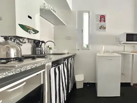 Excelente dpto amoblado en Buenos Aires al 1200