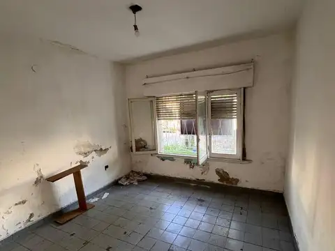 Depto Tipo Casa 2 ambientes con 1 baño