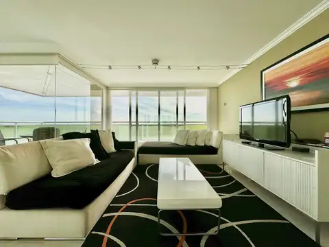 Departamento 4 ambientes con 4 baños
