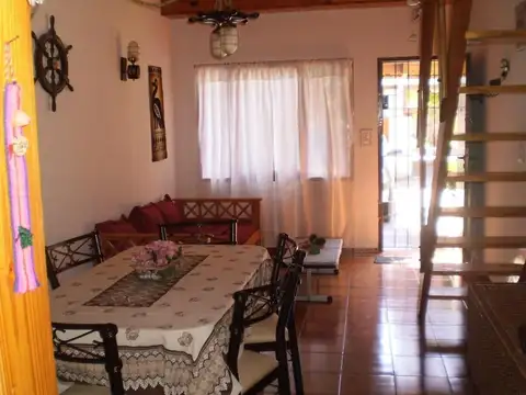 Depto Tipo Casa en Venta de 3 ambientes