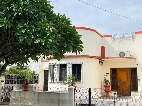 Se Vende Casa, Pleno Centro de La Ciudad Santa Fe al 500
