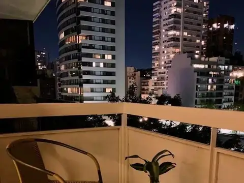 VENTA – DEPARTAMENTO AMOBLADO EN LAS CAÑITAS CON BALCÓN