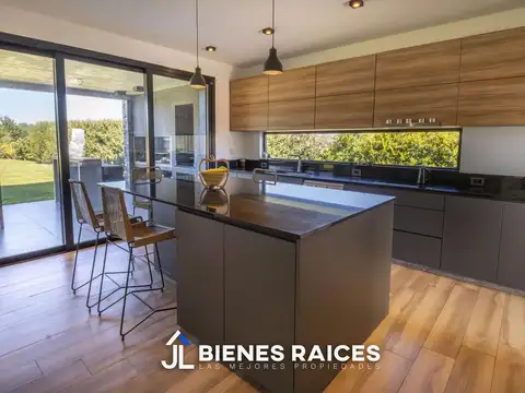 Casa en Venta de 5 dormitorios