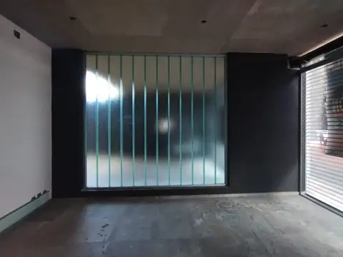 Local en Venta Via Pública