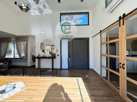 Casa en Venta en La Cesarina, USD 380.000