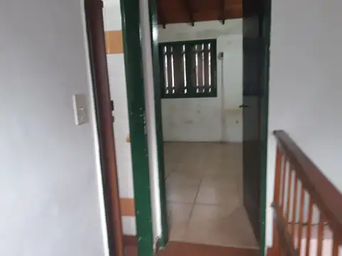 Casa 2 ambientes con 1 baño