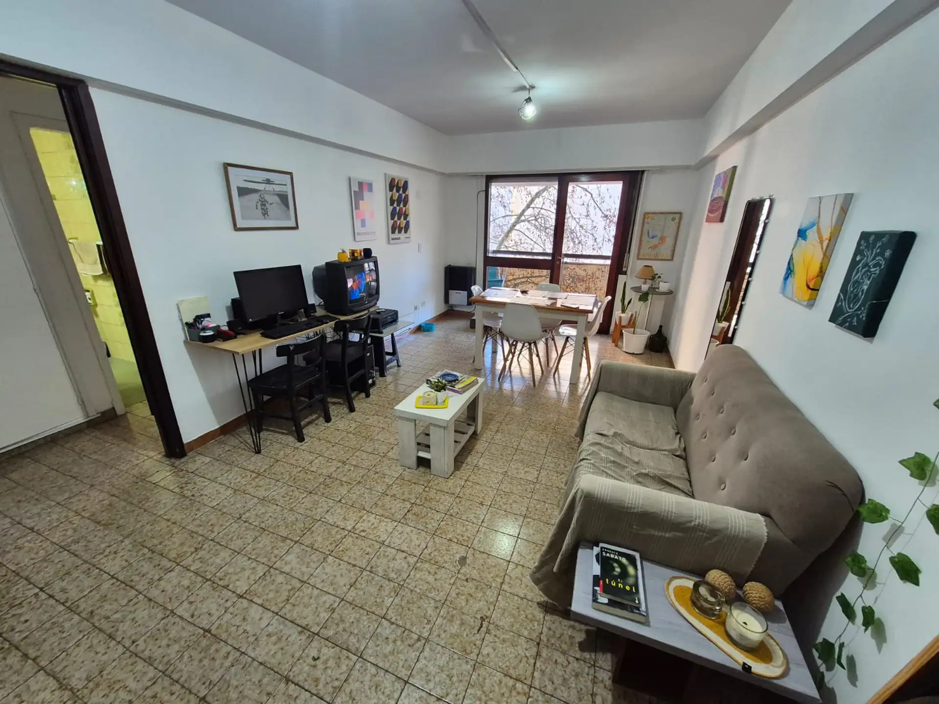 Depto 3 amb, 65m² con balcón y baulera — Plaza Mitre
