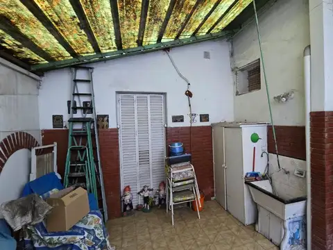 VENTA CASA 4/5 AMB. FLORES LOTE PROPIO 2 PLANTAS