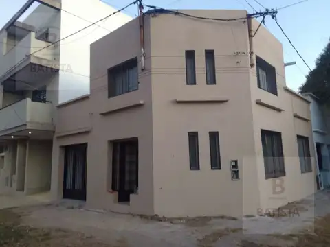 Vende casa en calle 16 y 69