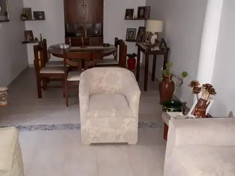 PH 3 AMBIENTES CON PATIO!