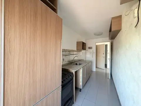 DEPARTAMENTO DE TRES AMBIENTES EN TIMOTEO GORDILLO Y AV. ROCA