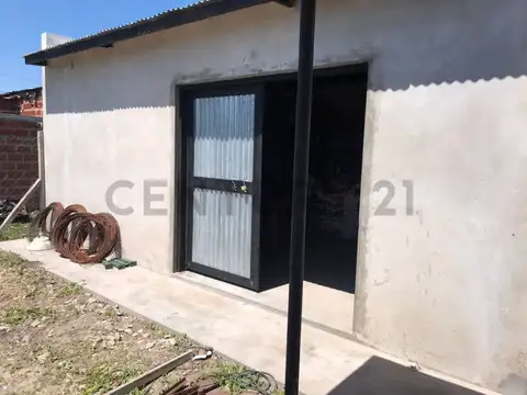 Casa en construcción  en City Bell, con lote de 10x30