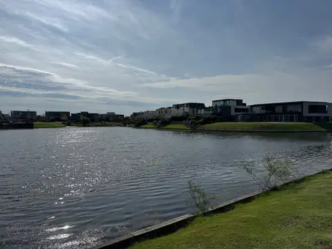 Terreno en Venta de 907,0 m2