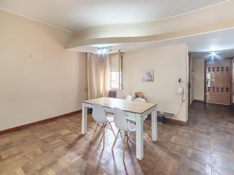 Departamento en Venta en Balvanera, USD 135.000