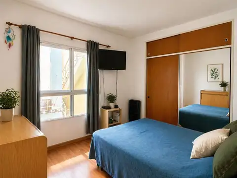 Depto Tipo Casa 2 ambientes con 1 baño