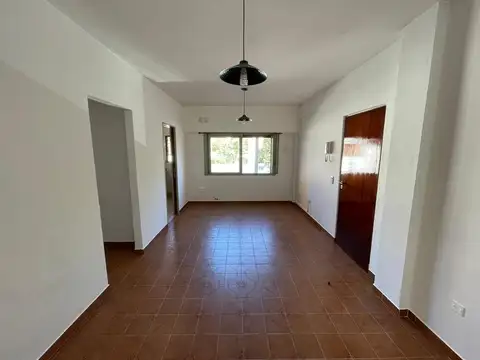 Departamento de 3 ambientes en Quilmes centro