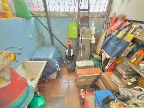 VENTA CASA 4 AMBIENTES C/ TERRAZA COCHERA Y LAVADE