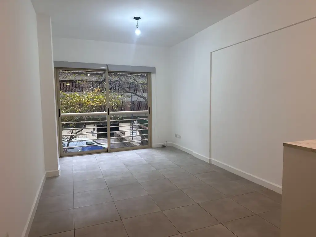 Avenida Juan Bautista Alberdi 2300