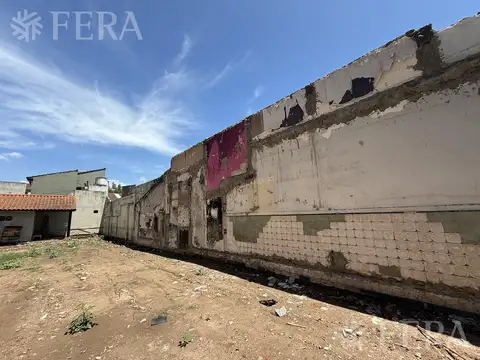 Terreno en Venta 28  mts Fondo